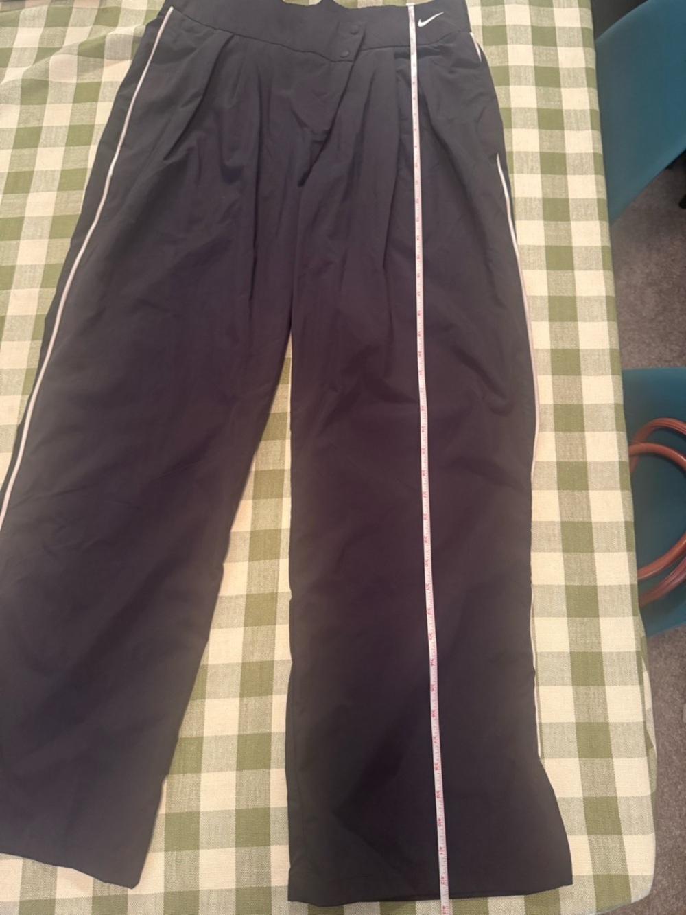 NIKE Asymmetric Waist Water Repellent Pants - Picture 13 of 16